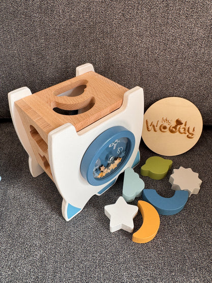 Gioco Montessori "Busy Board Missile sensoriale"